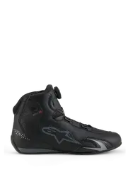Celer Shoes
