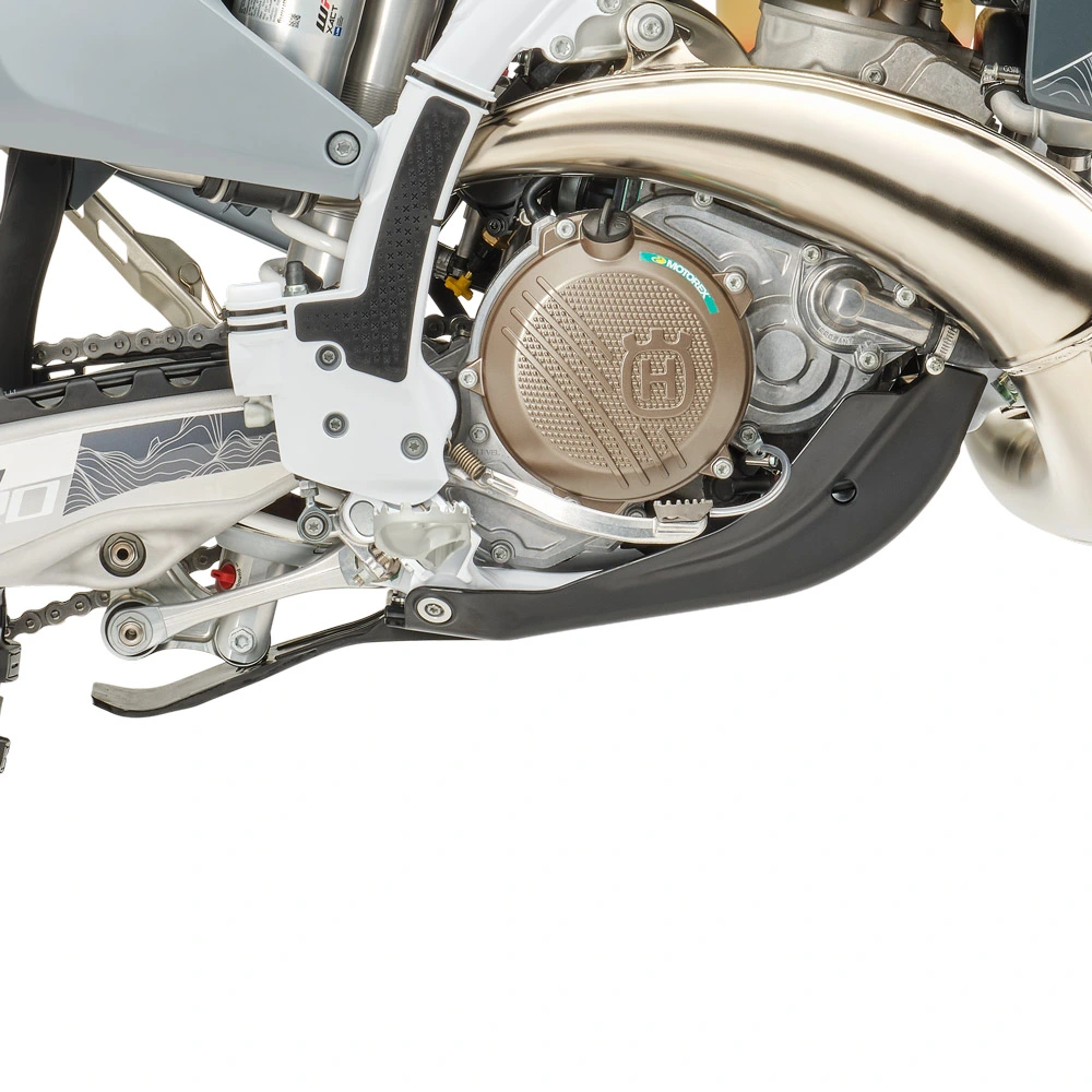 Skid plate with linkage protection