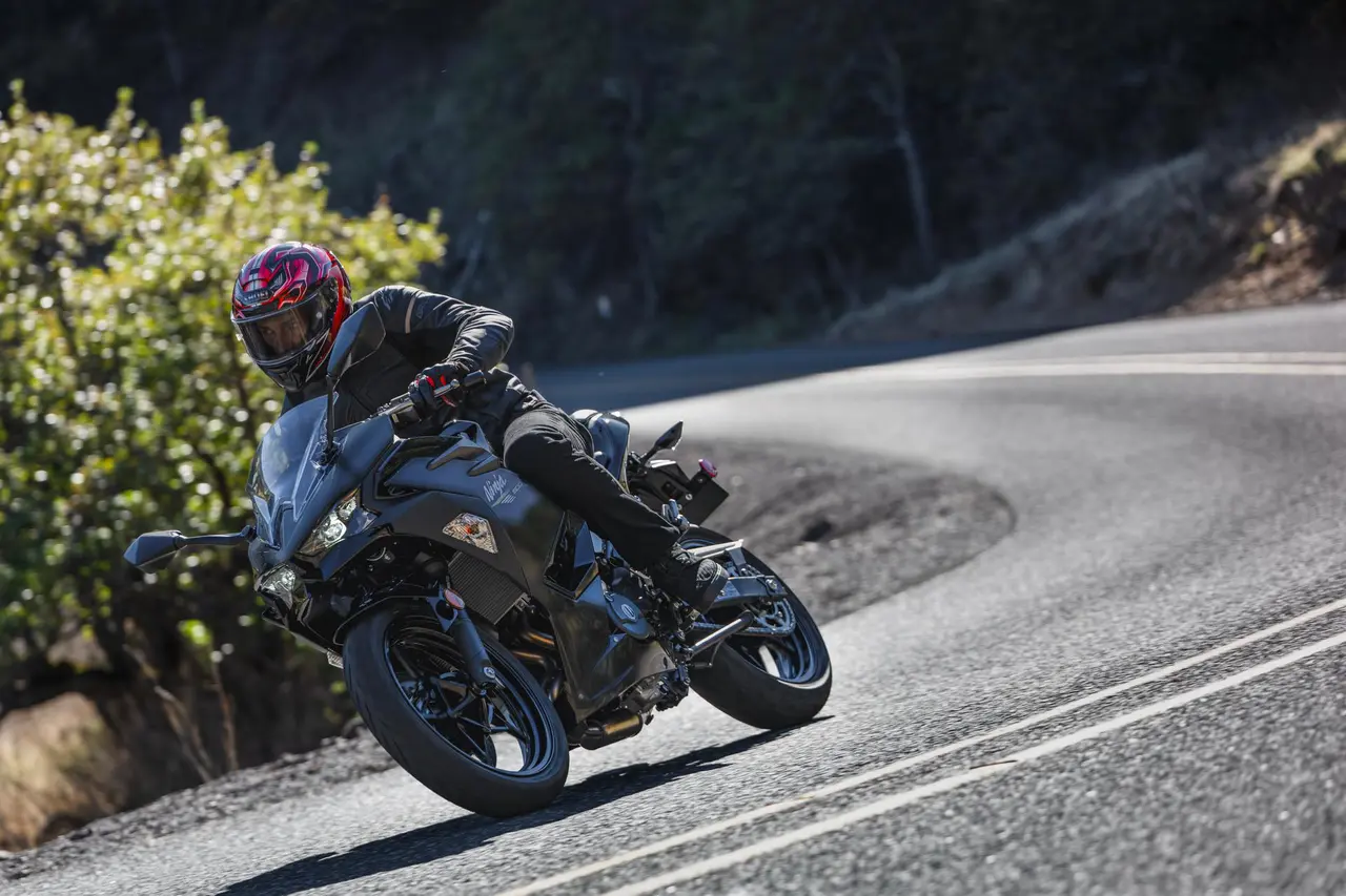 Relaxed, Sporty Riding Position